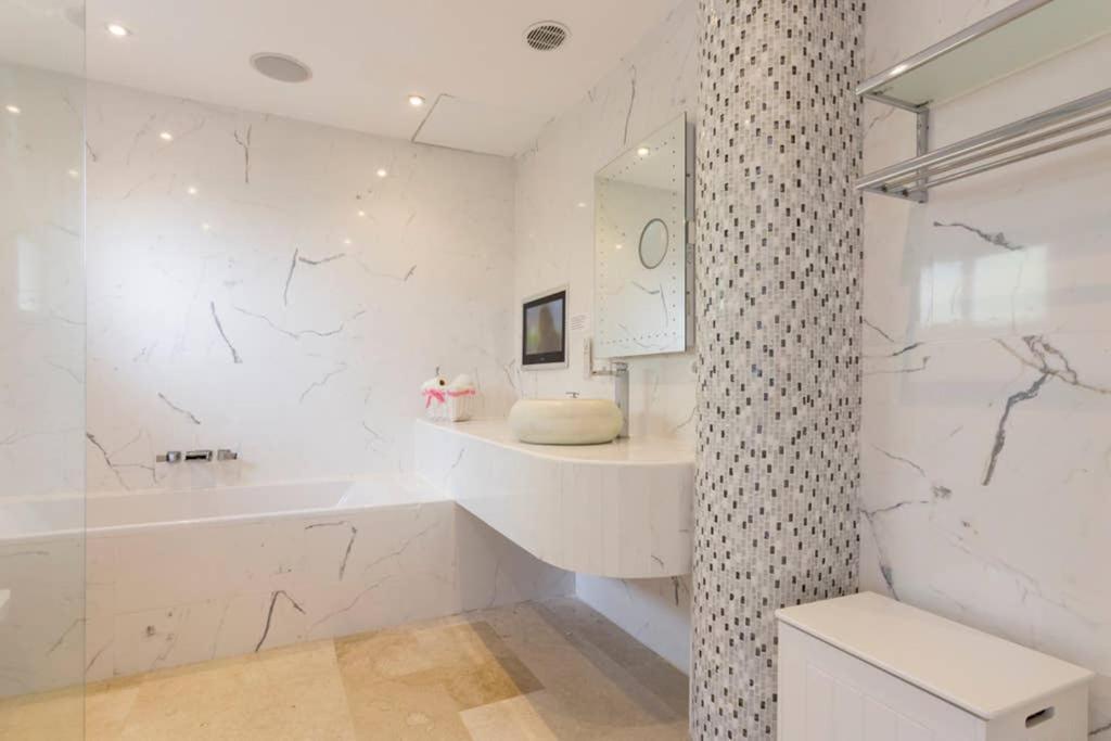 Villa Ocean View ปอร์ตัลส์โนส ภายนอก รูปภาพ